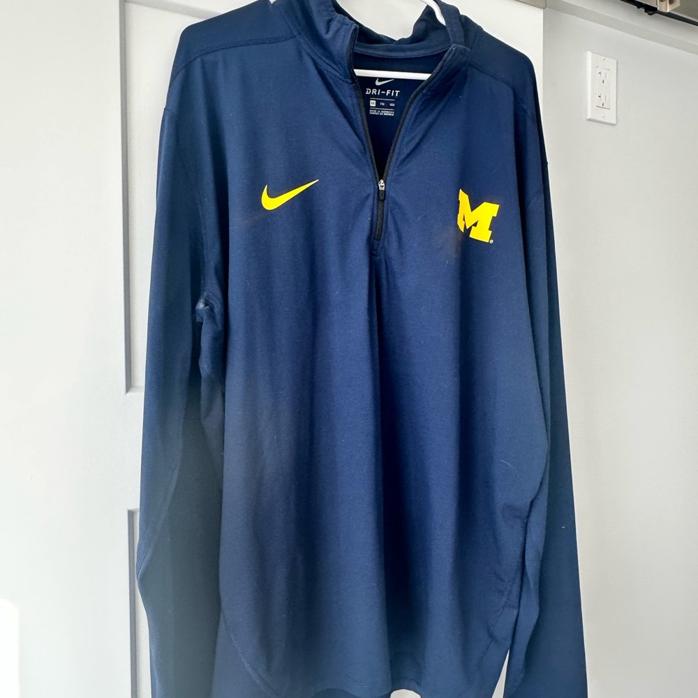 Nike Dri-FIT Dark Blue Pullover